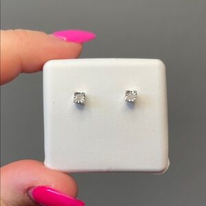 0.2 CTW Natural Diamond Stud Earrings in 14k White Gold - NEW
